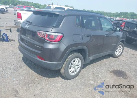 2018 Jeep Compass Sport Fwd из США, поврежденный, VIN 3C4NJCAB8JT468521